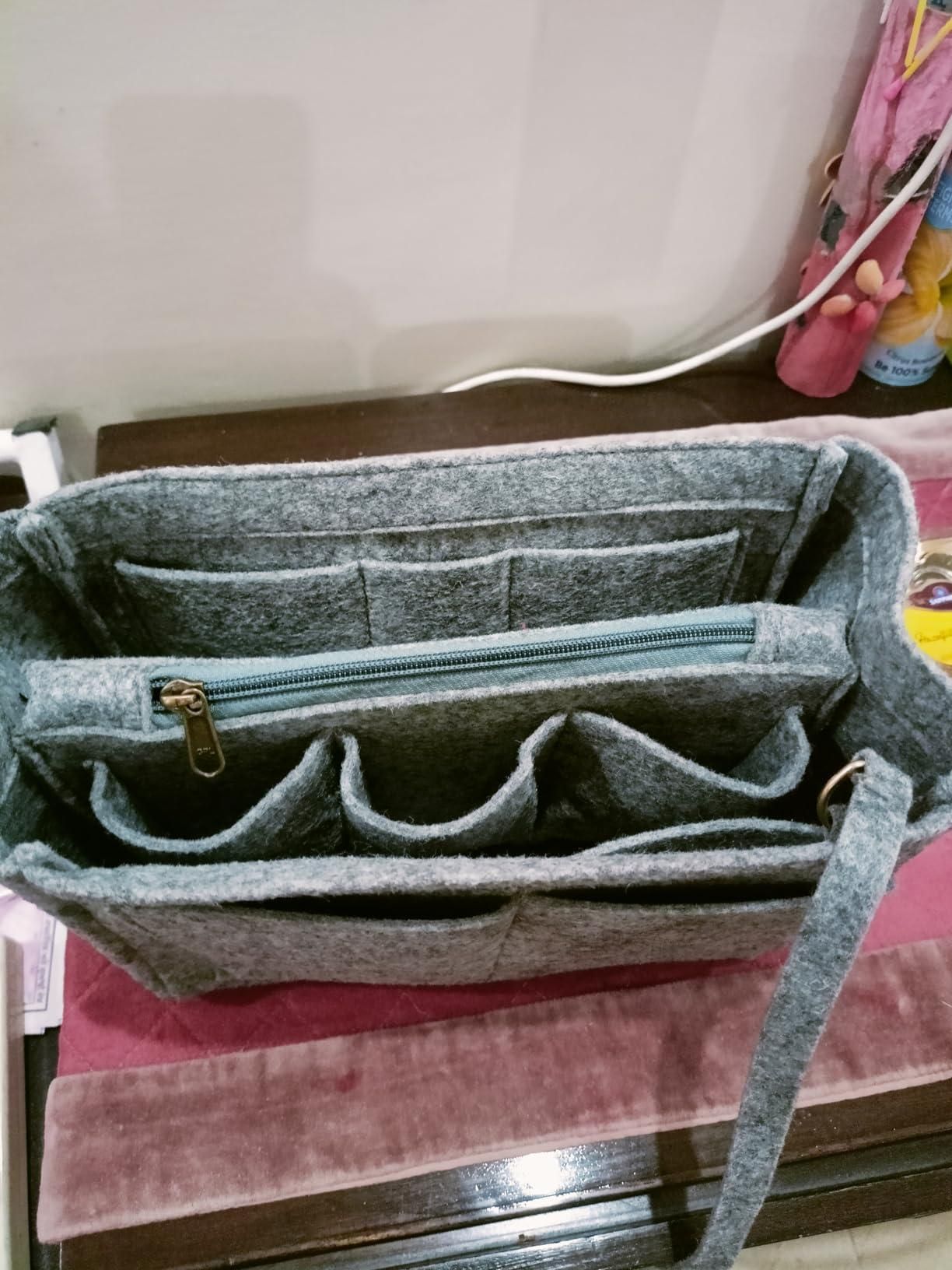 π« FELT FABRIC PURSE ORGANISER β ECO-FRIENDLY HANDBAG INSERT π YOU SAVE: βΉ700 (47% OFF)